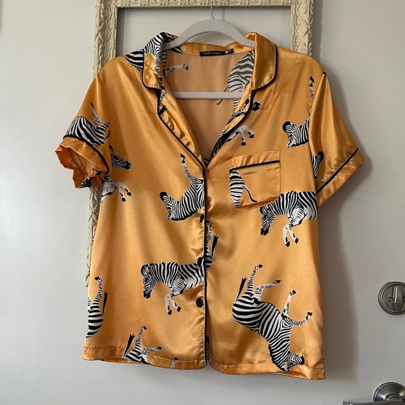 TART | Zebra Print Satin Pyjama Set - Picture 2 of 10